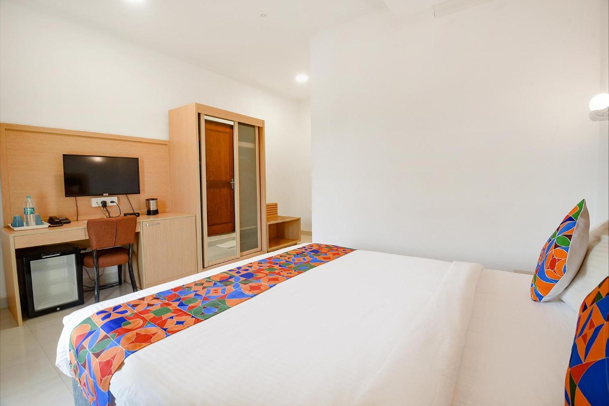 Fabhotel Prime Infantaria Comfort - 200M From Calangute Beach Buitenkant foto