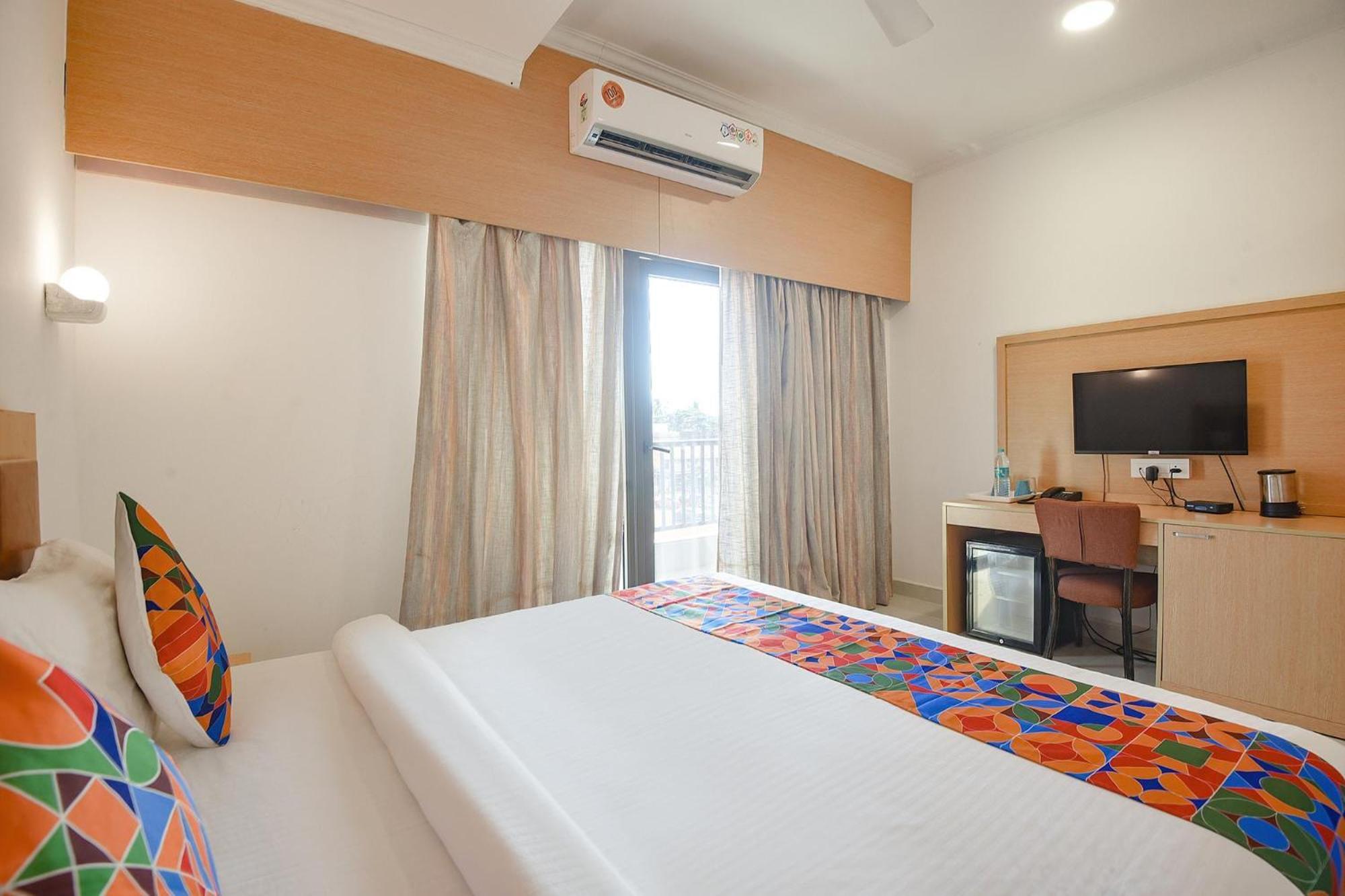 Fabhotel Prime Infantaria Comfort - 200M From Calangute Beach Buitenkant foto